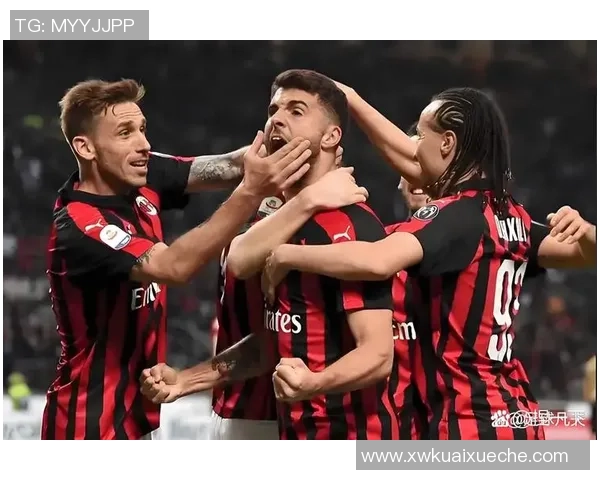 世界杯精彩对决AC米兰大胜曼城五球狂潮引爆全场激情时刻