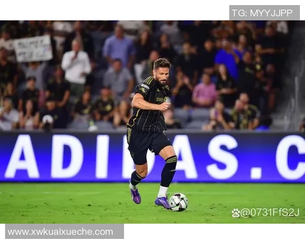 中超精彩对决里昂与切尔西战平补时进球引发全场狂欢回顾十大精彩瞬间