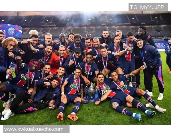 国王杯精彩对决巴黎圣日耳曼小胜本菲卡帽子戏法引燃全场激情