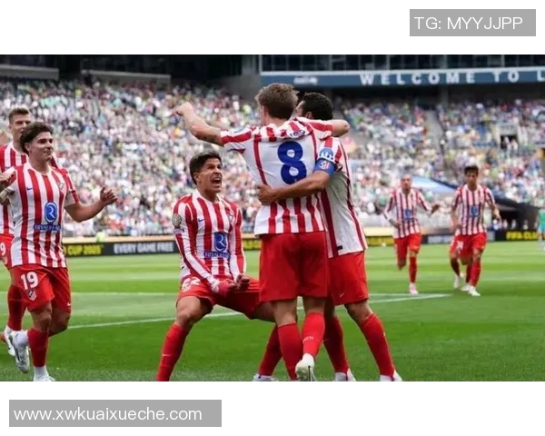 德甲激战巴黎圣日耳曼大胜尤文图斯引发争议判罚热议