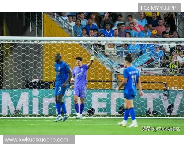 中超精彩对决里昂逆转曼城全场沸腾瞬间回顾集锦