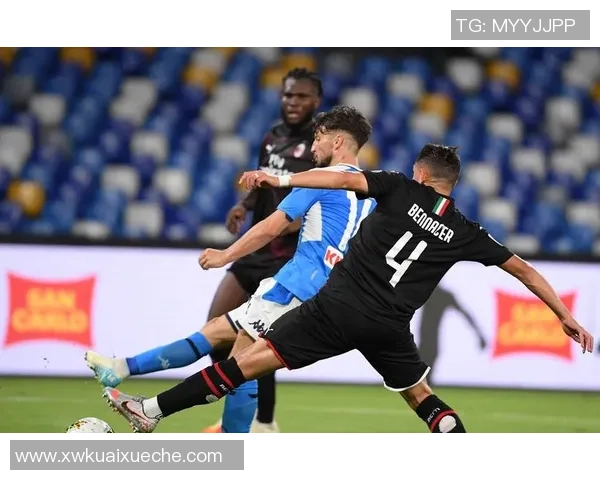 欧冠大战：那不勒斯狂胜国米五球引发全场热议与数据分析